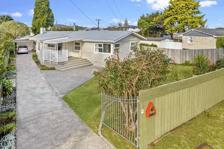 89 Gloria Avenue Te Atatu Peninsula_1