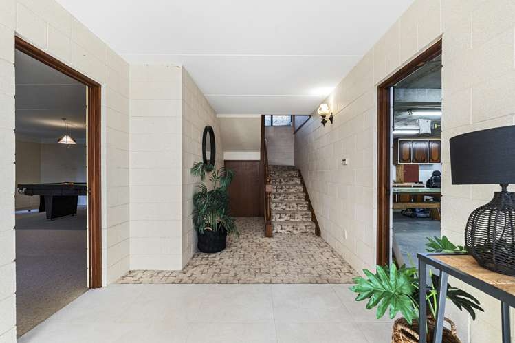 11 Kellyville Heights Merrilands_12