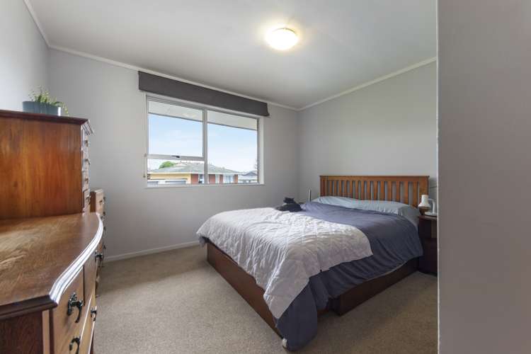 2/57 Fruitvale Road New Lynn_7