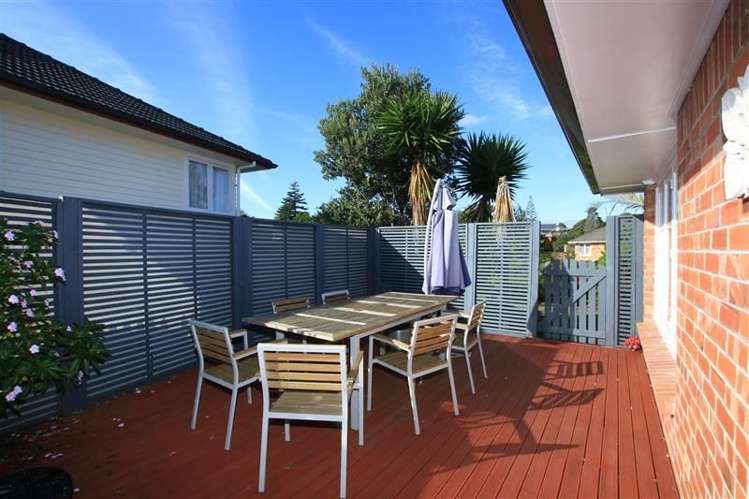 21 Essex Street Te Atatu South_0