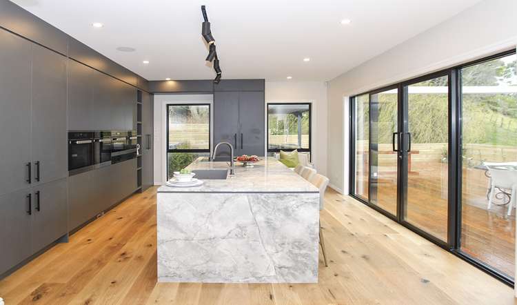 74 Armstrong Farm Drive East Tamaki Heights_6