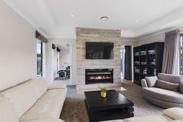 76 Tauhinu Avenue Lincoln_1