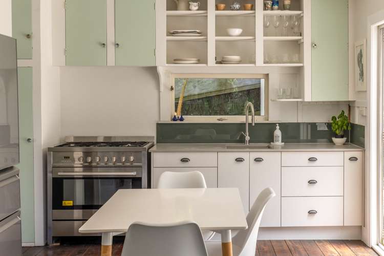 70 Queens Drive Oneroa_33