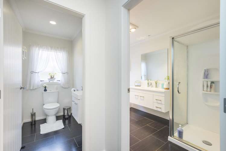 2 Morocco Terrace Kelvin Grove_14