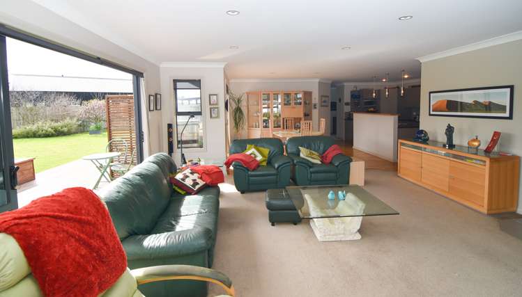 19 Carrington Drive Carterton_8