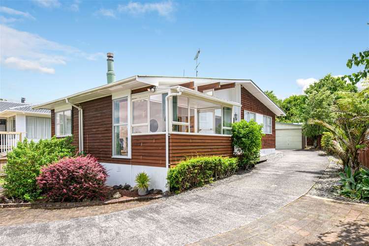 23 Finlow Drive Te Atatu South_18