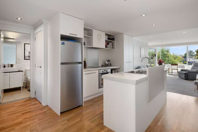 202/332 Maunganui Road Mount Maunganui_9