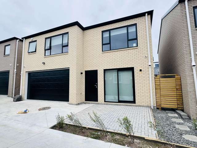 Modern Luxury Living – Brand New 5 Bedroom, 5....