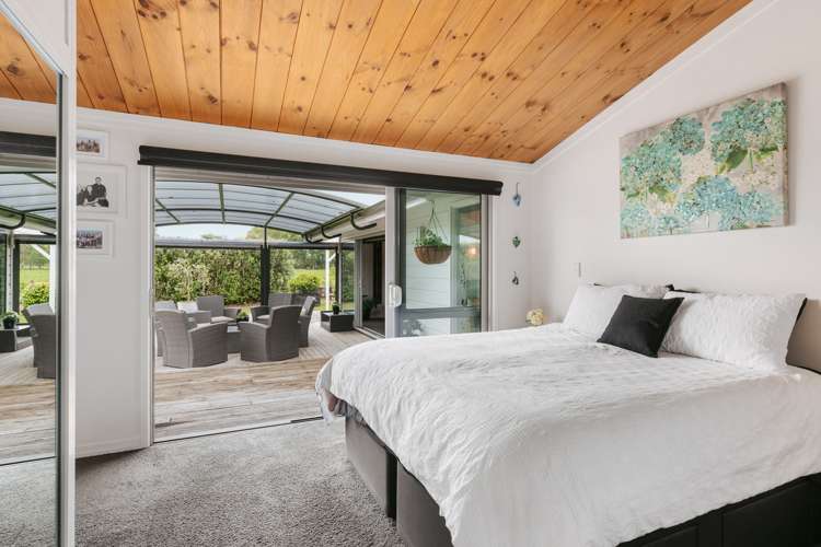 197 Paroa Road Coastlands_13