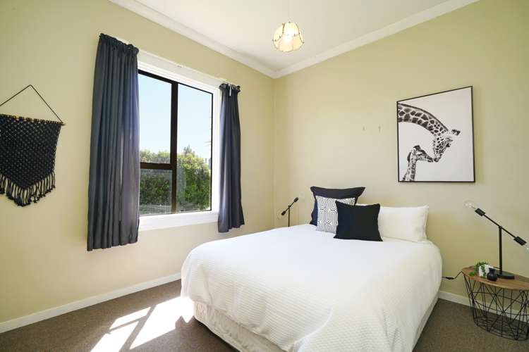 27 Lowe Street Avenal_10