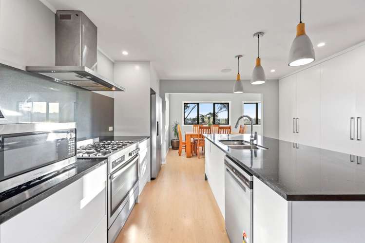 81 Pemberton Avenue Bayview_9
