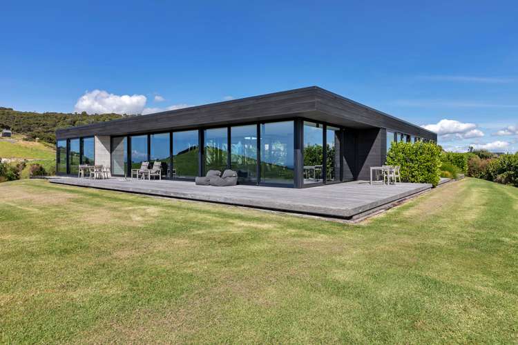 28 Tangaroa Road_0