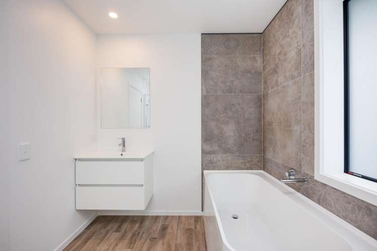 9 Rayner Lane Marton_26