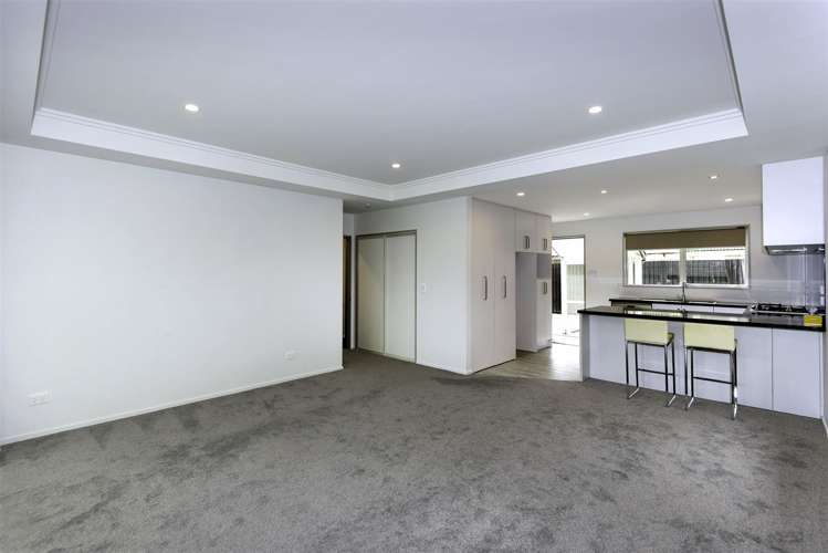 2/23 Wakelin Place Redwood_6