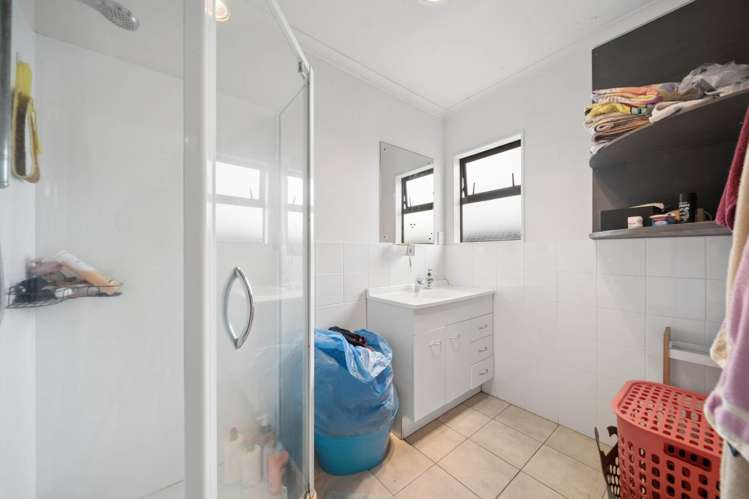 315 Massey Road Mangere East_29