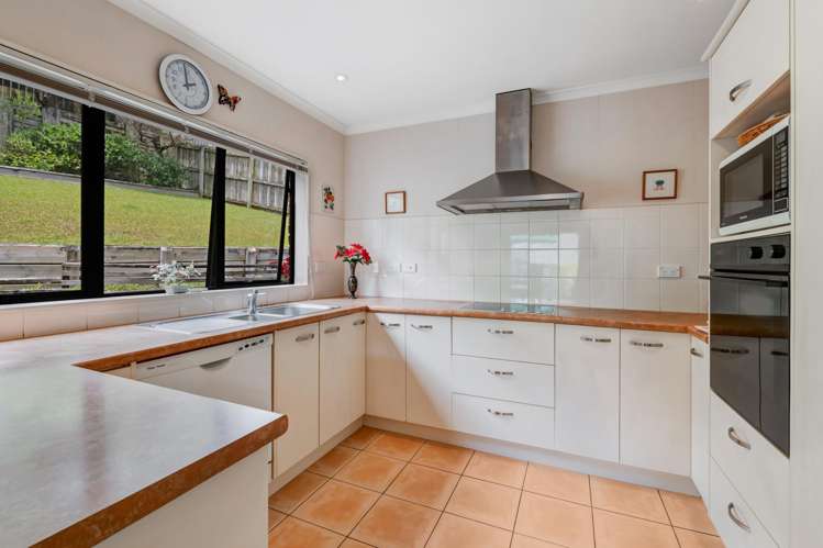 36 Black Teal Close Unsworth Heights_2