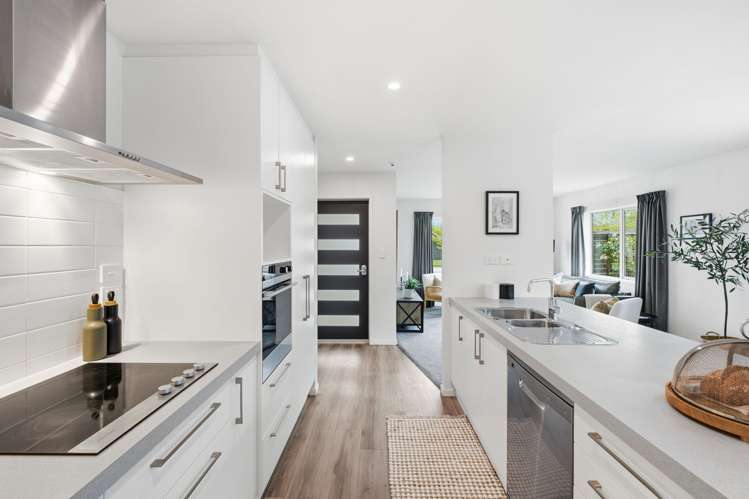 8 Te Whariki Street Marshland_4