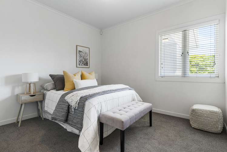 199 Point Chevalier Road Point Chevalier_12