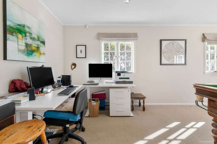 284 Whitford Park Road Whitford_9