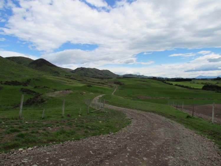 1477 Waimea Valley Road Gore Surrounds_14