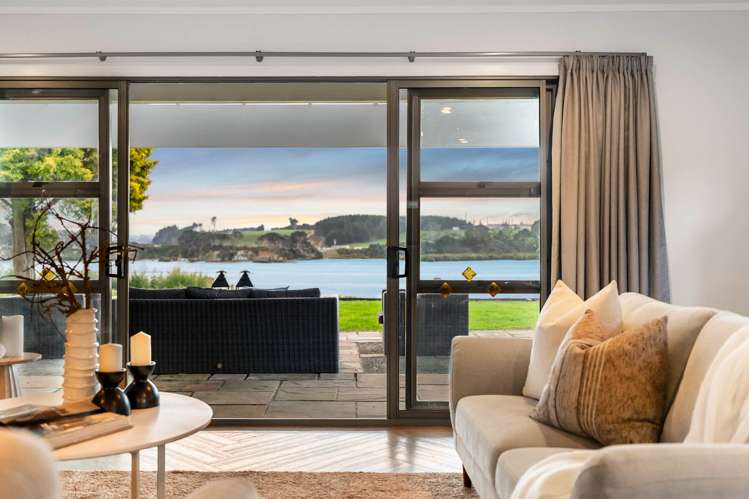 113 Waitangi Falls Road Glenbrook_10