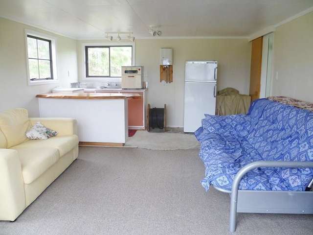 14 Whangaimoana Beach Road Pirinoa_3