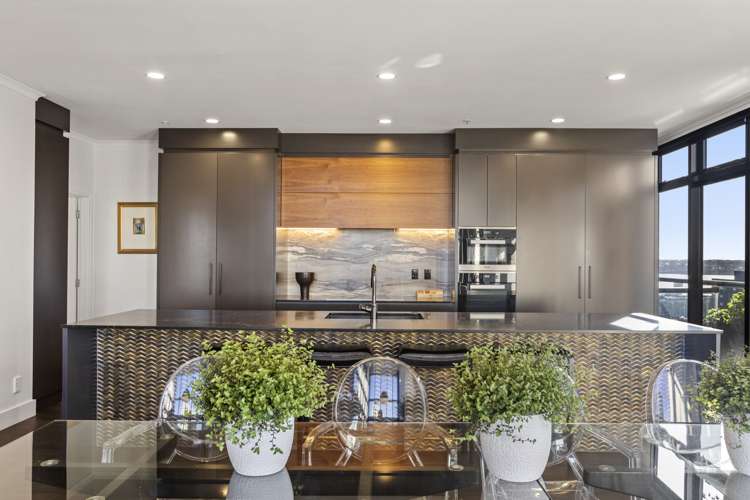 2304/171 Queen Street Auckland Central_15