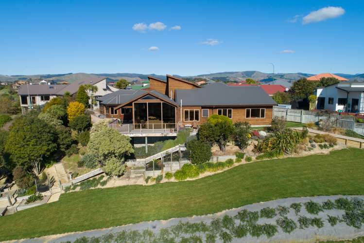 115 Ruapehu Drive Fitzherbert_1