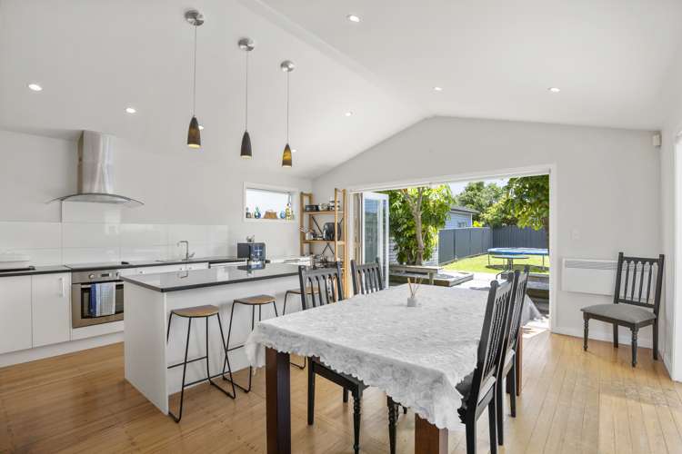 18 Farnborough Crescent Mangere_5