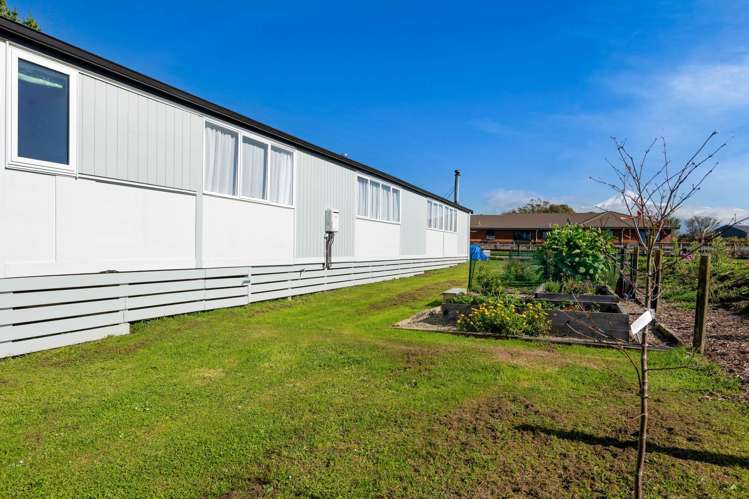 42B Flint Road West Stratford_29