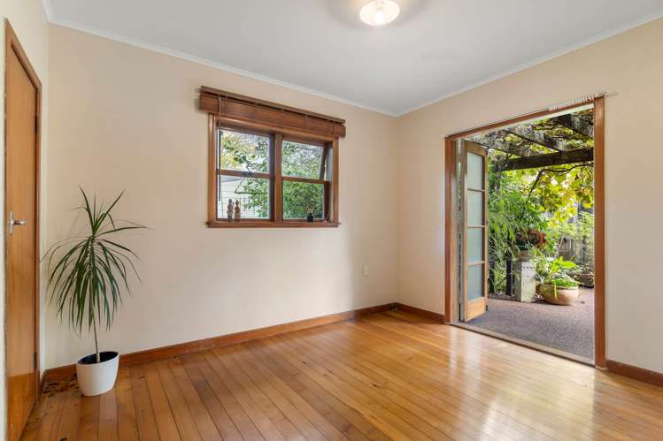 32 Parker Avenue New Lynn_8