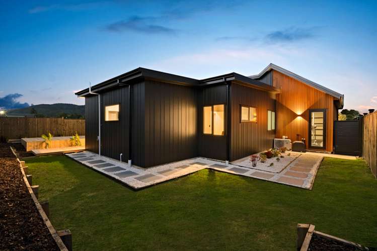 8 Acorn Parish Lane Clevedon_24