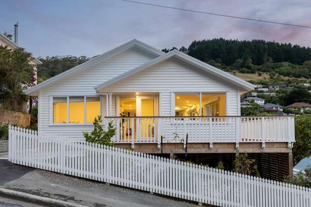 Modern Living in the Heart of Lyttelton!