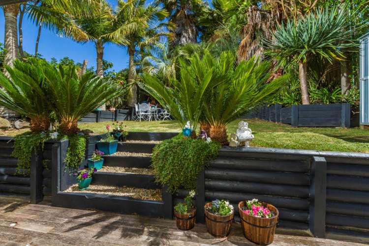 2/706 Beach Road Browns Bay_11