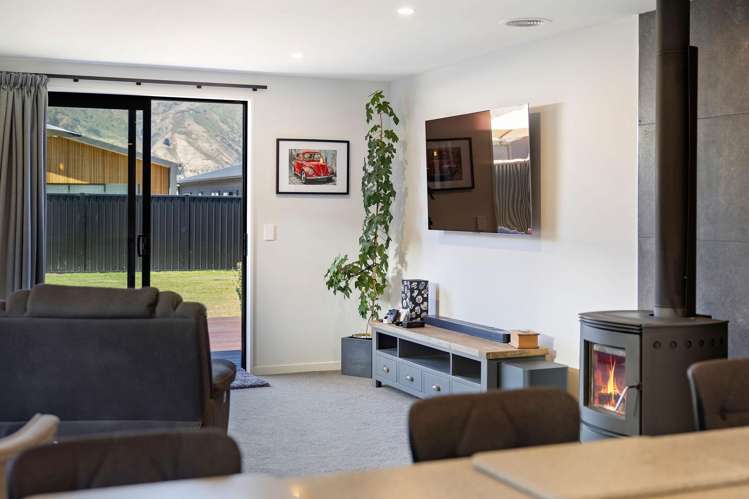 5 Dunn Street Lake Hawea_10
