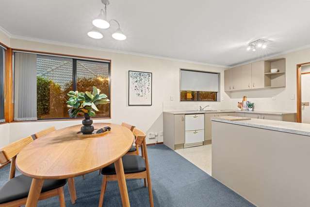 17 Wyatt Place Russley_4