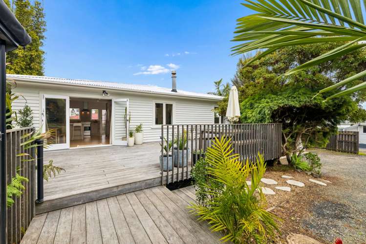 1/141 Edmonton Road Te Atatu South_13