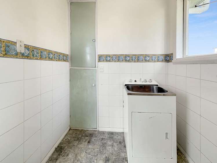 83 Surrey Road 1227_14