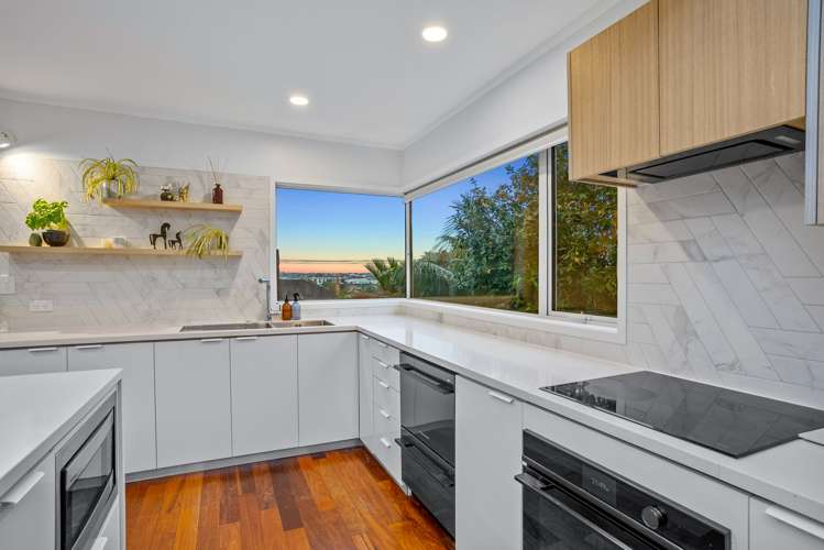 556 Beach Road Rothesay Bay_5