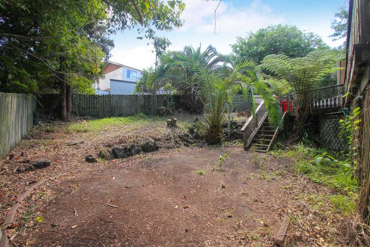 8 Tableau Place Totara Vale_11