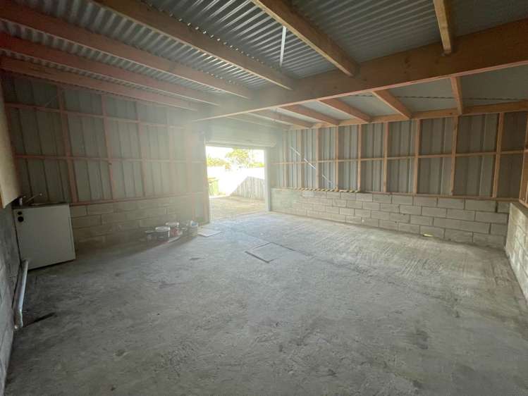 1 Shifnal Drive Randwick Park_14