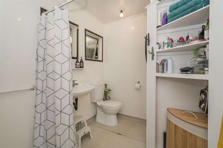 4 Pine Grove Tairua_11