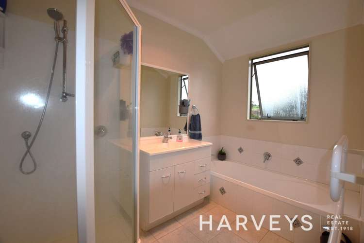 2 Apsley Rise Henderson_11