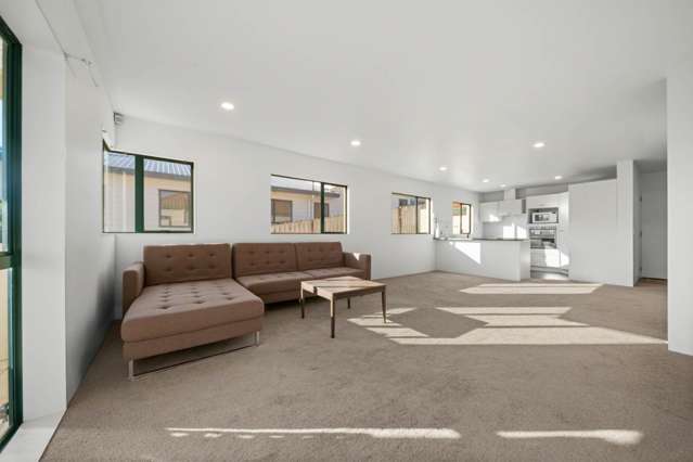 2/37 Monarch Avenue Hillcrest_2