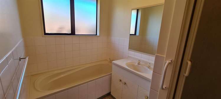 1/16 Dumfries Drive Hei Hei_10