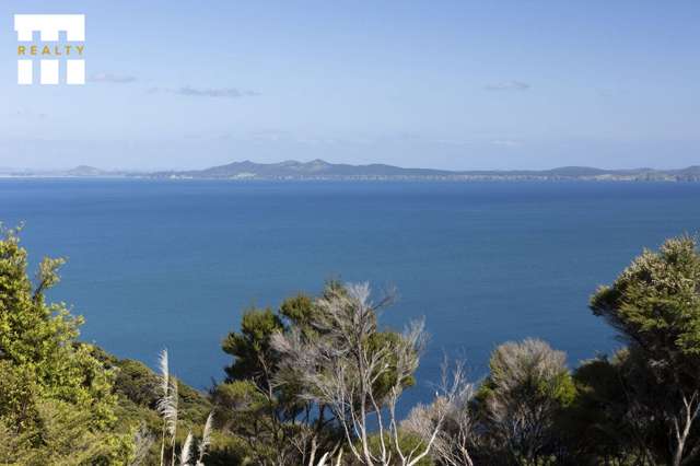 Stunning Coastal Views with Direct Beach Access,