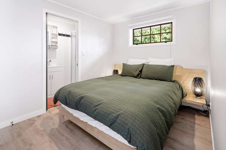 123a Taylor Street Cambridge_34