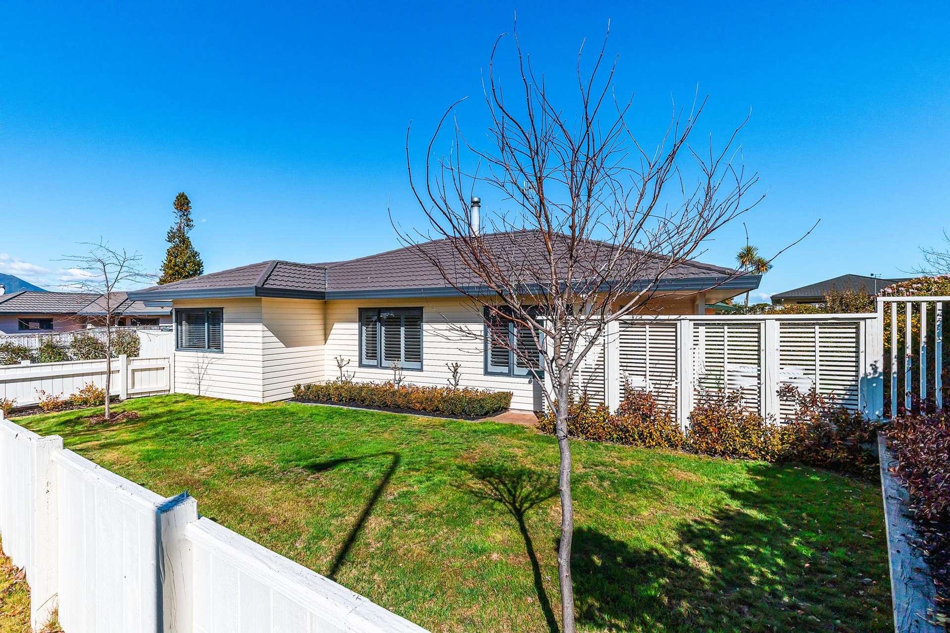 3 The Grove Nukuhau_0