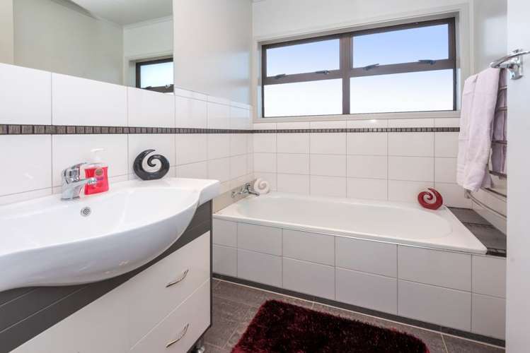 3 Clendon Place Manurewa_6