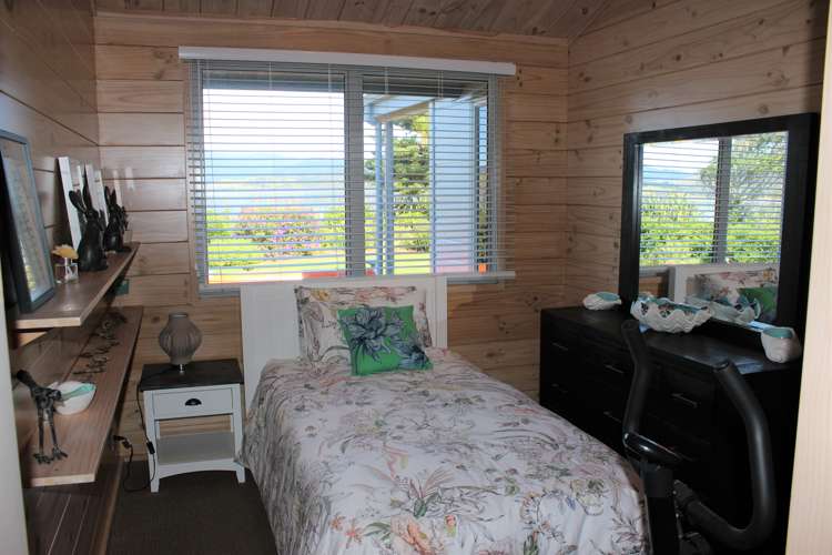 132 Harbour Drive Matarangi_15